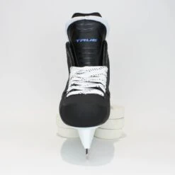 TRUE Player Senior Hockey Skates - Pro Stock - VH Holder - White Felt Tongue - Size 9 -Hockey Equipment Store true hockey skates true player senior hockey skates pro stock vh holder white felt tongue size 9 9 r standard 15186692440130